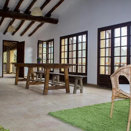 El Clar Del Bosc Hostel