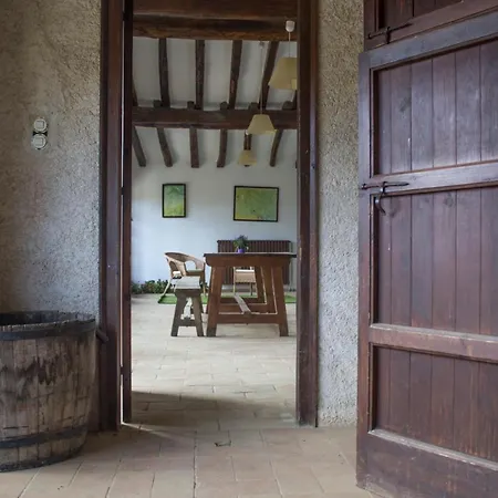 El Clar Del Bosc Hostel Pujarnol